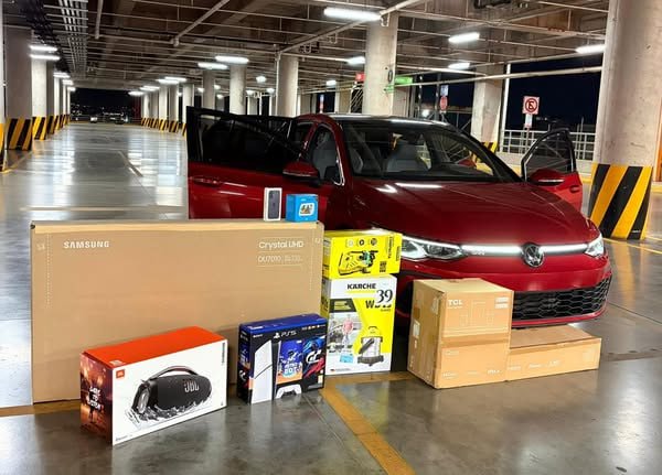 Golf cars + various blind box surprise activities,